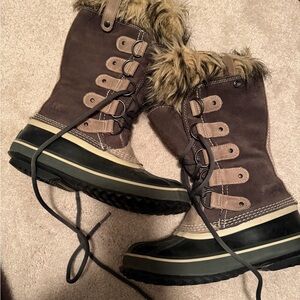 Sorel Joan of arctic boots size 6